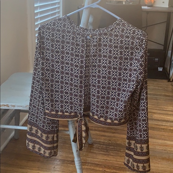 Boho, Open-Back Crop Top - Picture 3 of 4